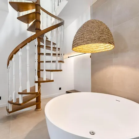 57 Bee Old Town - Character House Near & Marina